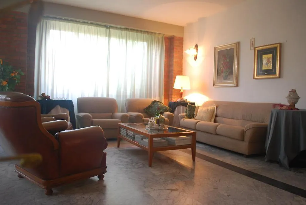 ** Hotel Albergo Smeraldo Castelnuovo Magra Italy