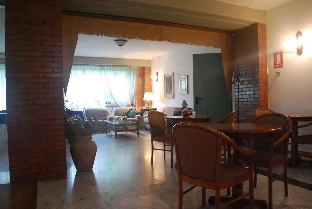 Albergo Smeraldo Castelnuovo Magra 2*,