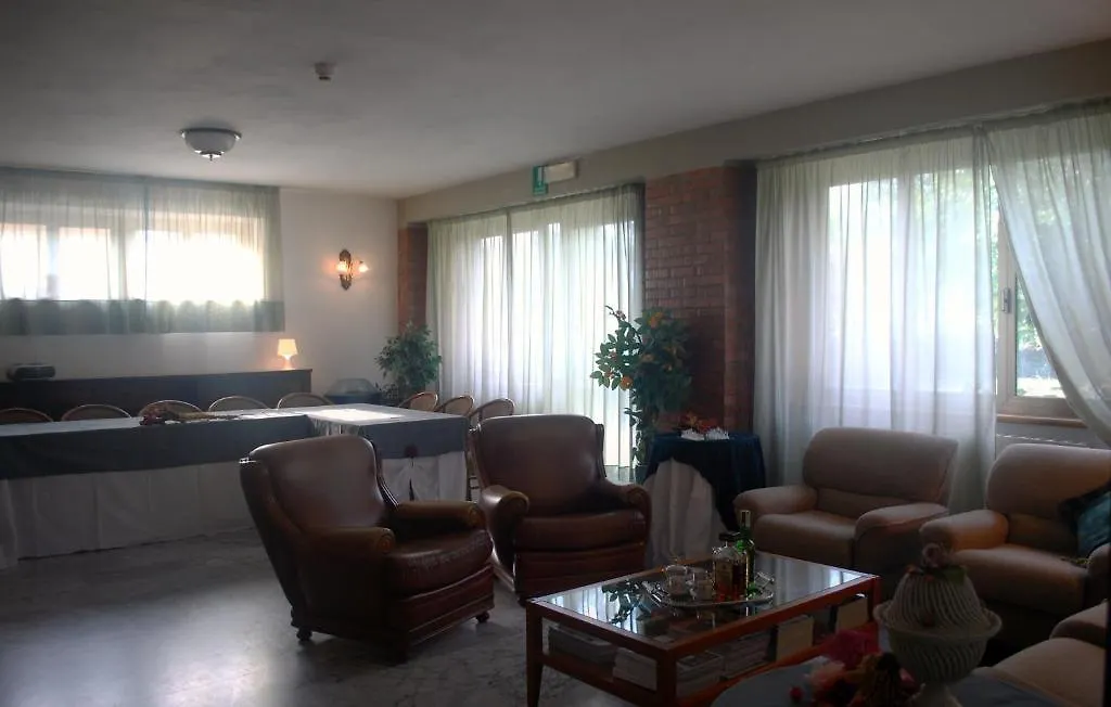 Albergo Smeraldo Castelnuovo Magra Szálloda