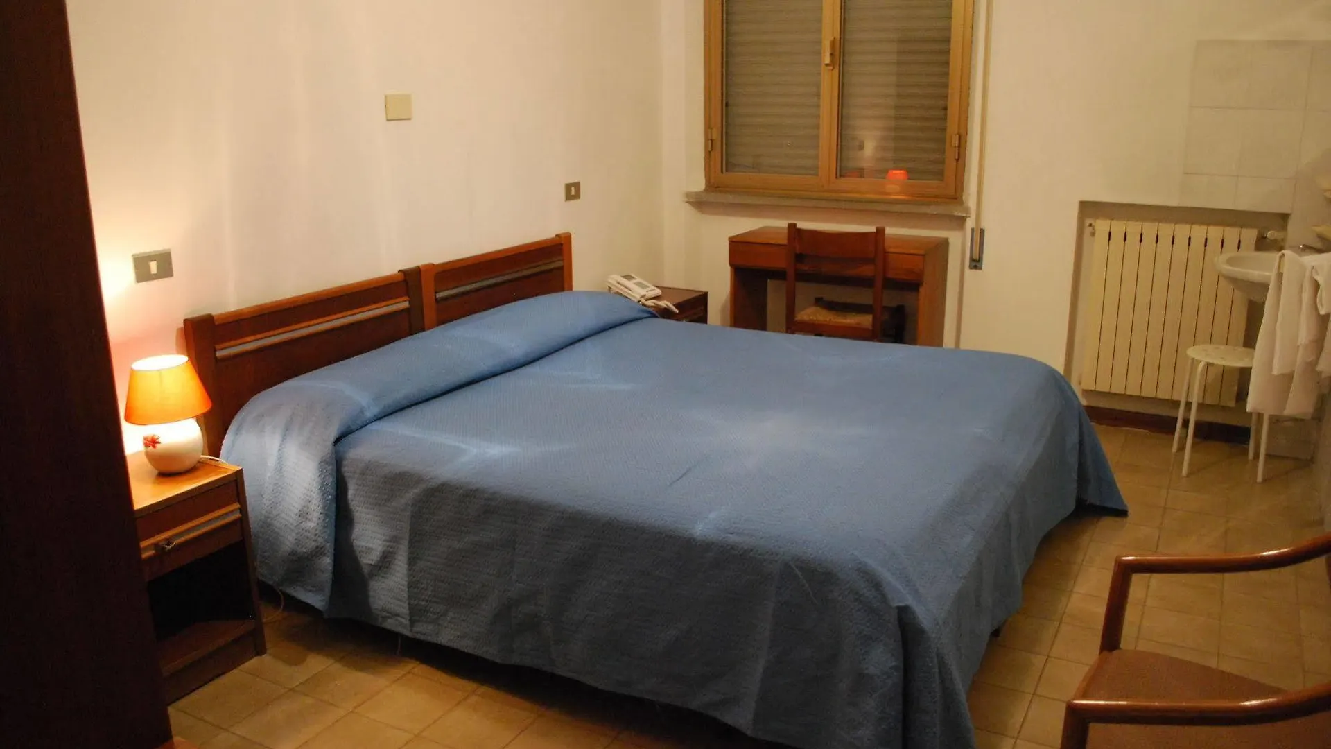 Szálloda Albergo Smeraldo Castelnuovo Magra